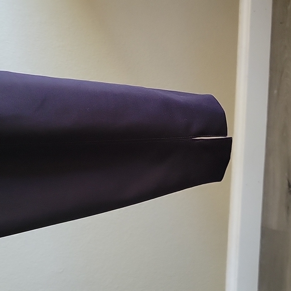 EUC. St.John sz 4 basic pant with side zipper. - Picture 5 of 7